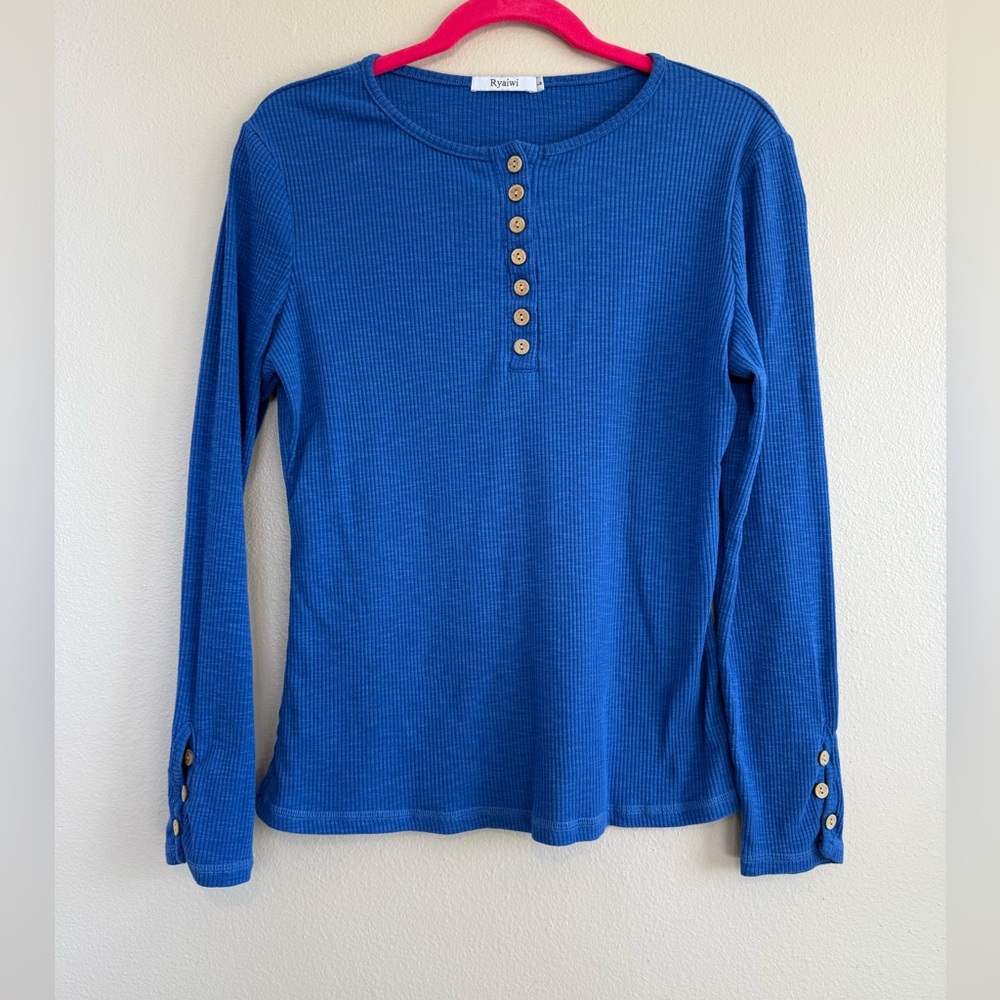 Koret Blue Button-Down Women's Top